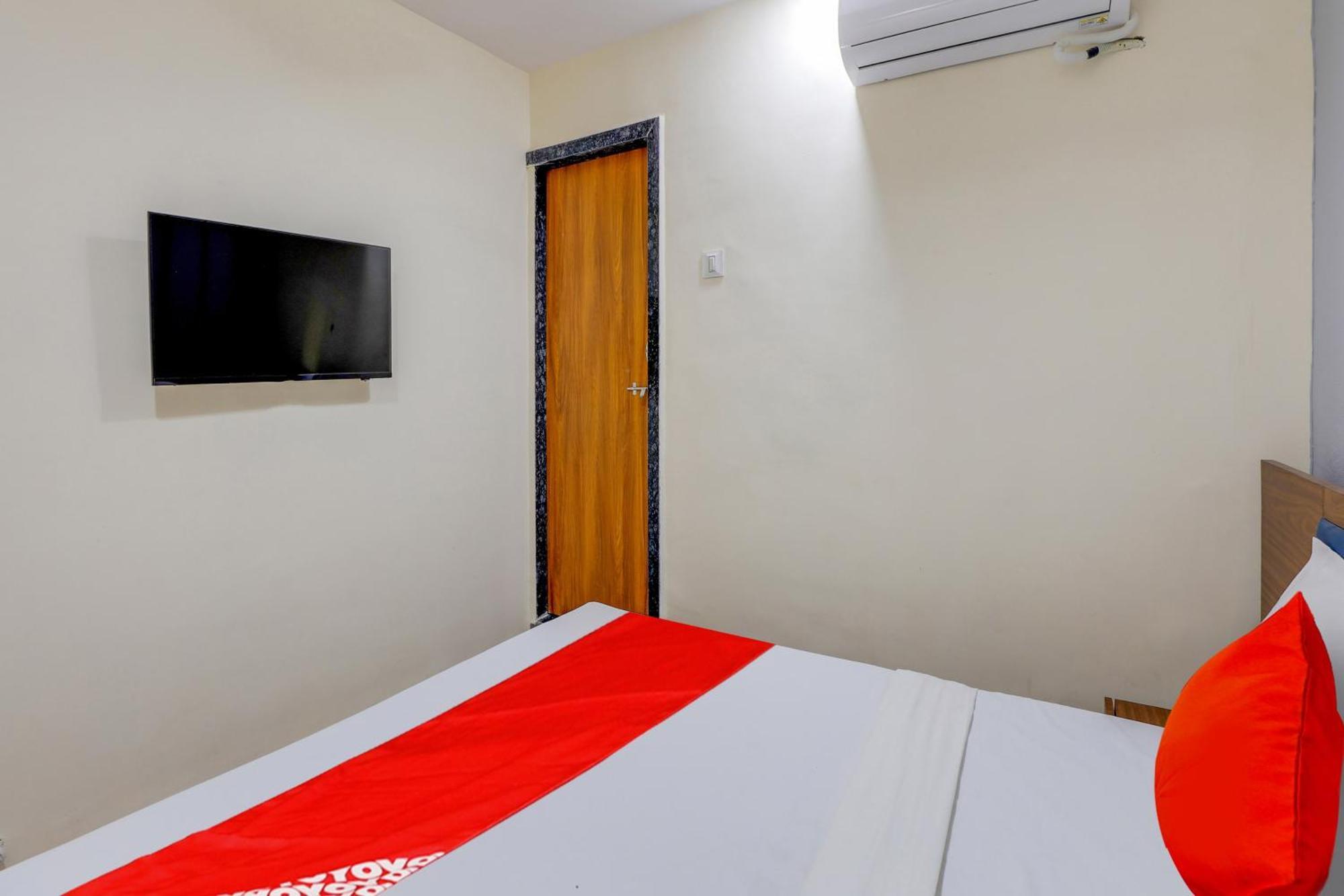 Hotel O Lotus Surat Eksteriør billede