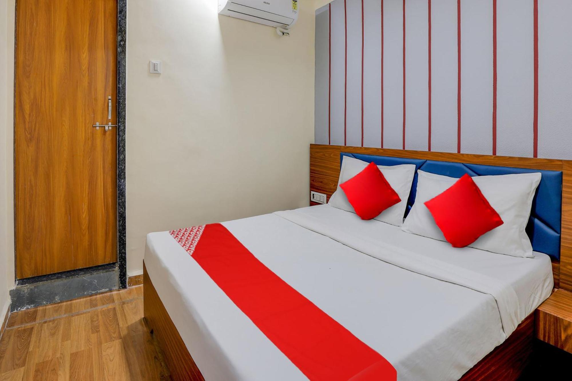Hotel O Lotus Surat Eksteriør billede